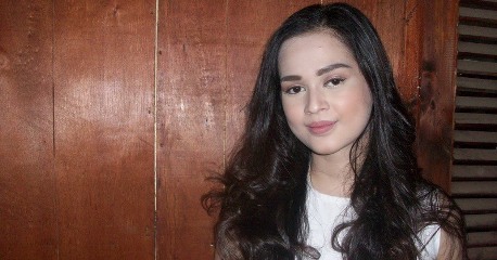 Cut Meyriska Habiskan Malam Tahun Baru di Mekkah